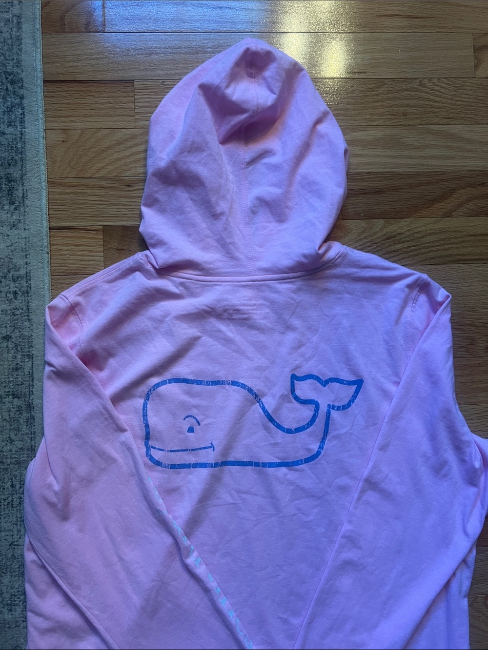 Vineyard Vines Baby Pink Hoodie with Whale Logo - Picture 4 of 8